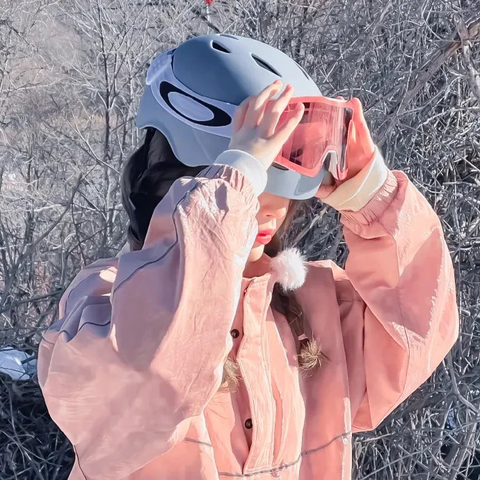 枭爷夫人她来自农村